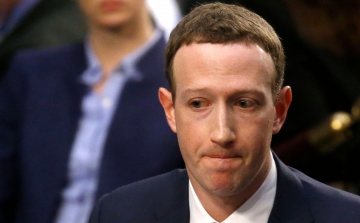 Zuckerbergnek meg kell jelennie az Európai Parlamentben 