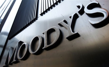 Nem minősítette fel Magyarországot a Moody's
