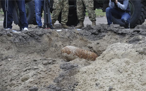 Sikerült hatástalanítani a fővárosban talált bombát