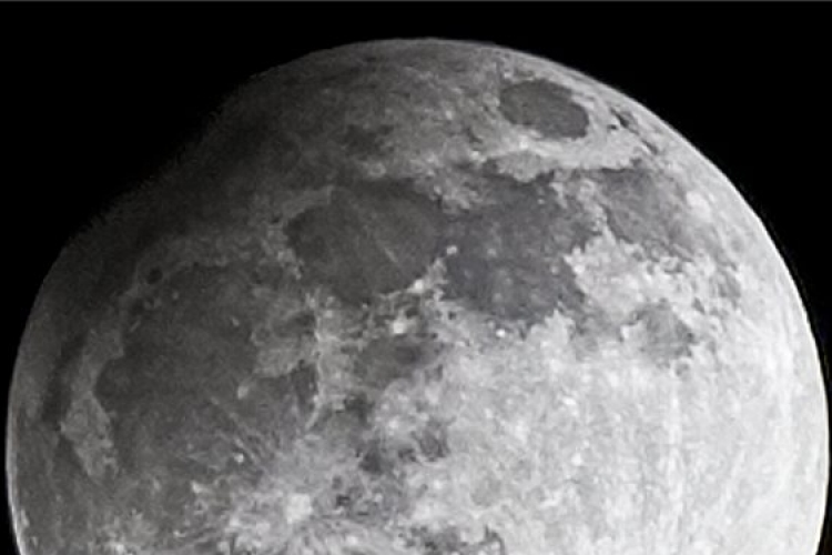 Részleges Holdfogyatkozás +VIDEÓ