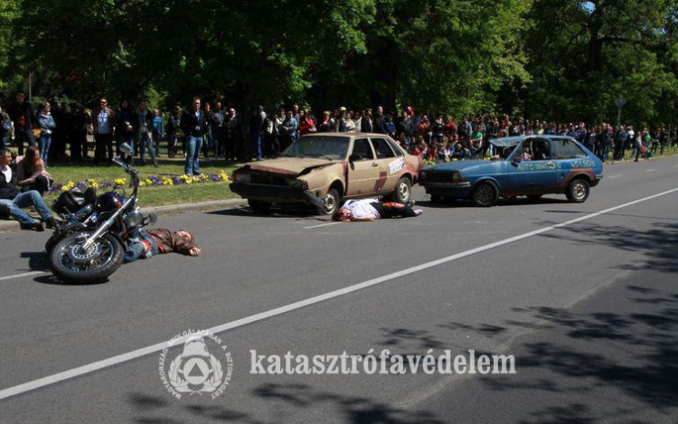 „Diszkóbaleset” a Szent István téren