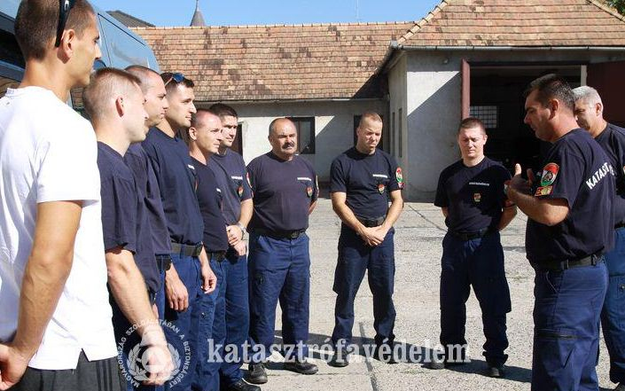 Tolna megyéből is elindultak a tűzoltók az országos versenyre