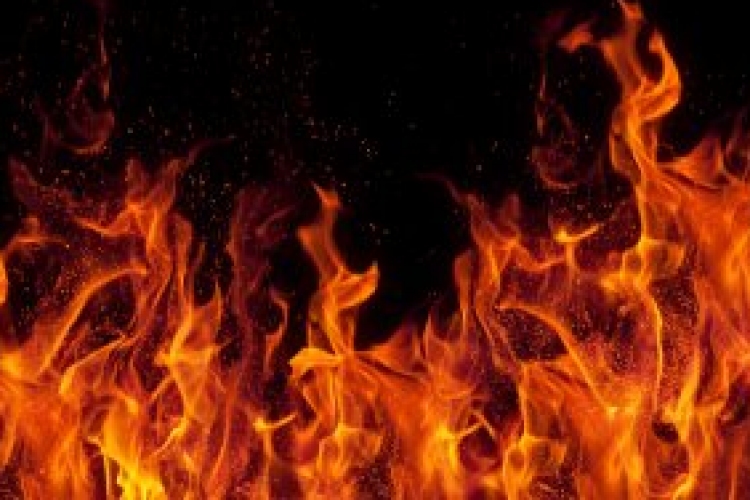 OKF: több pirotechnikai eszköz okozott tüzet szilveszterkor